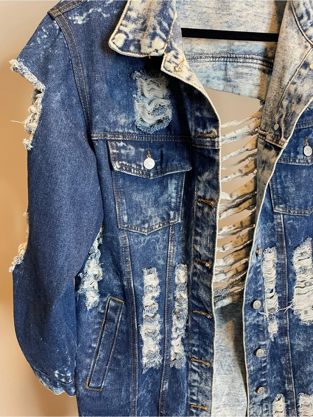 THRILL Jeans Distressed Acid-Wash Long Denim Jacket - Large - Picture 3 of 6